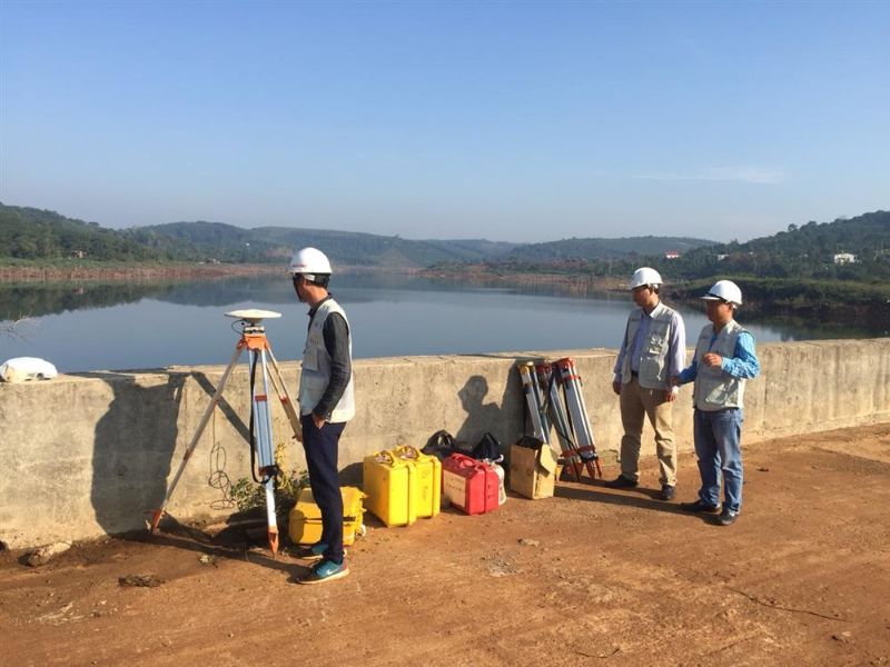 Quy định về khảo sát địa hình dưới nước như nào? 2 Công tác đo đạc, khảo sát địa hình dưới nước tiêu tốn rất nhiều thời gian